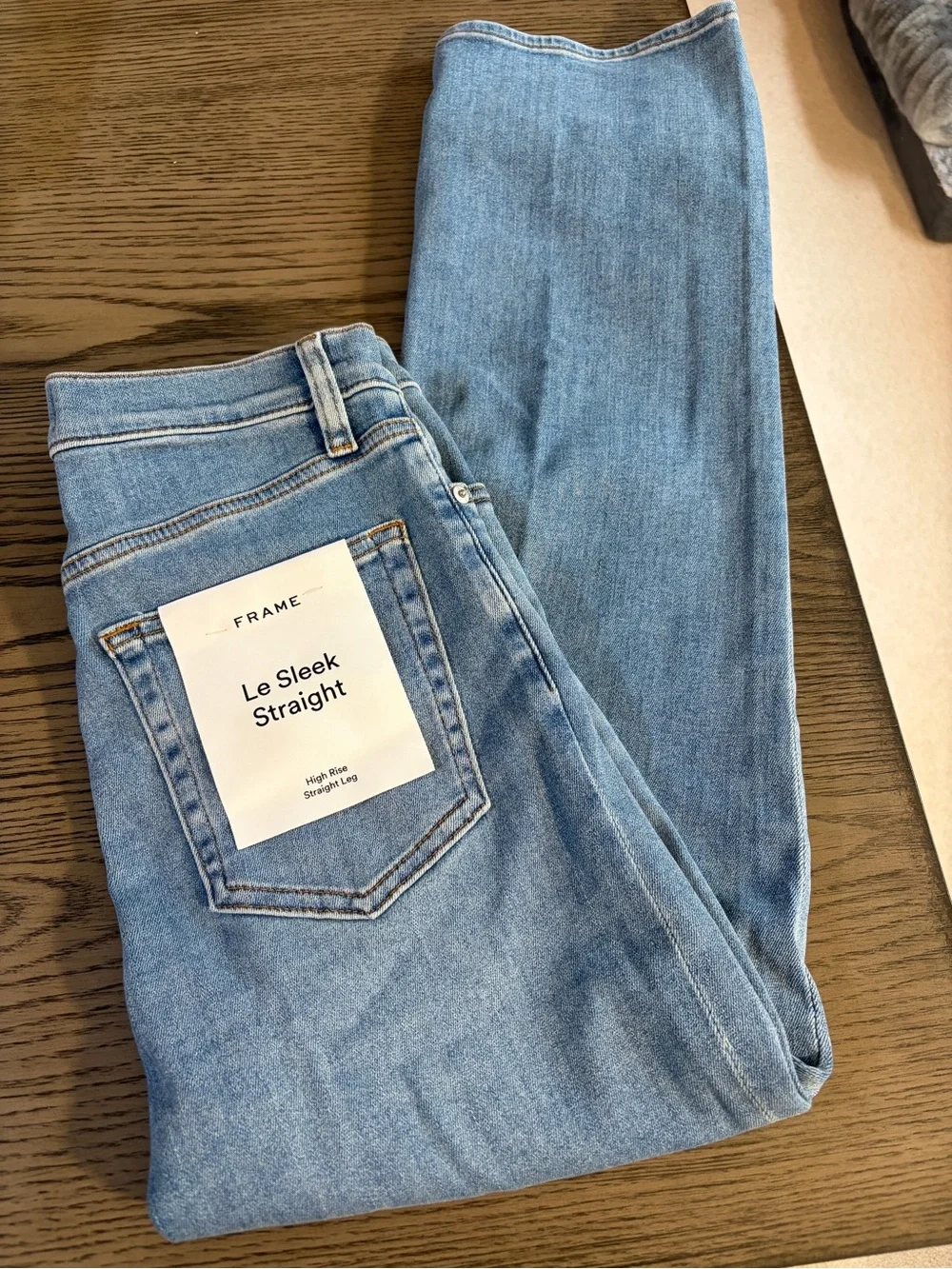 FRAME Le Sleek Straight High Rise Straight Leg - Picture 1 of 3